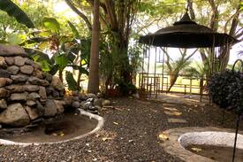 Clark Villa | House in Clark near Airport, Fontana & Aqua Planet