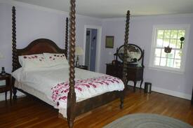 Pound Ridge House | Room colonial house (Private Bath)
