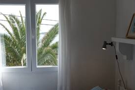 Milna House | Cozy two bedroom private house