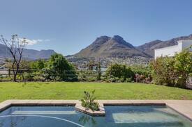 Hout Bay House | 4 Bedroom Luxury Accommodation in Hout Bay