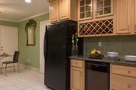 Upper Lake Hotel | Lodge Executive Suite - The Lodge At Blue Lakes