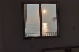 Mounsef Apartment | sunset view chalet on the beach in helweh /Byblos