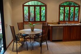 El Cerro Villa | 3BR House of Dancing Monkeys!