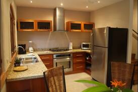 El Cerro Villa | 3BR House of Dancing Monkeys!