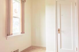 Okanagan-Similkameen House | Karen's Place cozy vacation rental