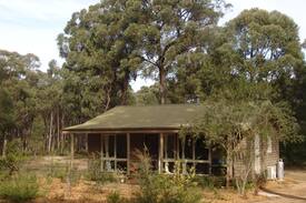 Megalong Valley Cabin | Werriberri - Frog Cottage