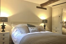 Brecon Cabin | Stable Lodge, Pant Glas Farm - Brecon Beacons
