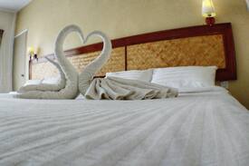 Ulu Melaka House | Cozy & Peaceful Room 10