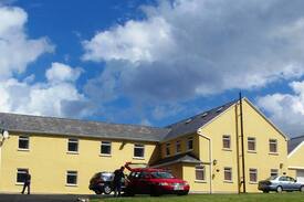 Malinmore Bed & Breakfast | Áras GCC 6-Person Family Room