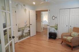 Beaufort House | Private King Suite on Cat Island