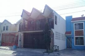 Guadalupe House | CASA CENTRICA PARA VIAJES,DESCANSO Y NEGOCIOS