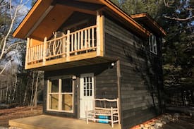 Wilmington Villa | Woodland Vacations- Little Owl Chalet