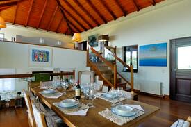 Romanos House | Villa Yialenia (www.yialenia.com)