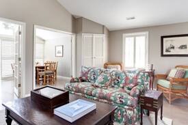 Locust Grove House | Luxury cottage in Downtown C-Ville