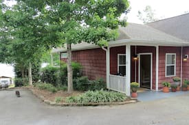 Waterloo Cabin | Hidden Lake Paradise @Lake Greenwood, SC,