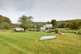 West Rutland Bed & Breakfast | The Paw House Inn