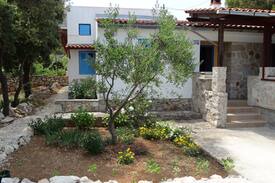 Mali Iz House | House by the sea, island Mali Iž