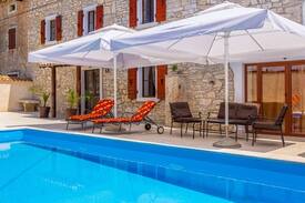 Mutvoran Villa | House Villa Mutvoranka (V3465-K1)