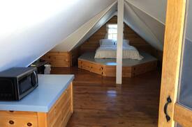 Northside House | Cozy Loft In Downtown San Jose, CA