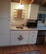 East Renton Highlands House | Small Country Garden Cottage