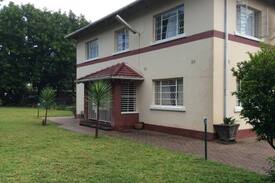 Bulawayo House | Self-Catering Double-Storey Vacation Guest Home