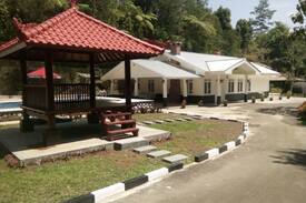 Ciloto Villa | Villa Puri Indah 2