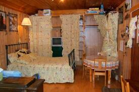 Valemount Cabin | Cozy Private Cabin on a Hobby Farm