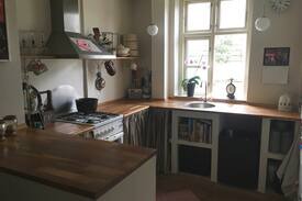 Copenhagen SV Apartment | Valby, lejlighed med adgang til have.