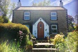 Lydbrook Cabin | Picture perfect cottage with stunning views