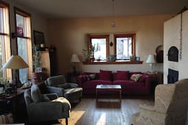 Leicester House | Peaceful Straw Bale Country Getaway