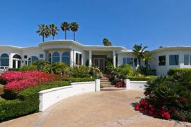 La Jolla Mesa Villa | TWO OCEAN VIEW ROOMS-Quiet Luxury Coastal Retreat