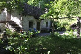 Sonogno House | Beautiful Rustic Home - Verzasca Valley