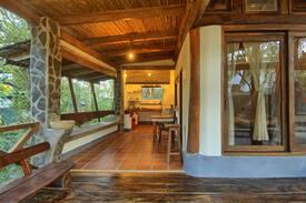 Tamarindo House | Casa Mambo - Tamarindo Surf House