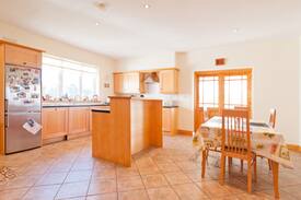 Lusk House | Room close to city and Airport