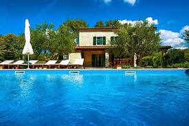Heraki Apartment | Villa Anita