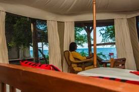 Western Uganda National Parks Bed & Breakfast | Ntoroko Game Lodge -Semuliki,Uganda