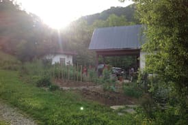 Leicester House | Peaceful Straw Bale Country Getaway