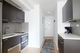 Tudor City Apartment | Sonder | The Nash | Vibrant Studio + Rooftop