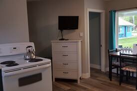 Okanagan-Similkameen House | 2 Bedroom Suite in Vacation Rental Property 30