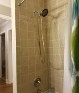 Green Acres House | Quiet, East Side 1 Bedroom