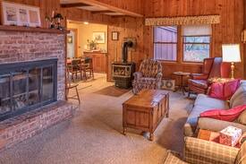 Beaver Island House | INNISFREE CABIN & BOATHOUSE