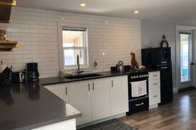 Grand-Digue Cabin | Waterfront at Paradise Cove