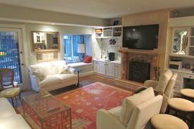 Beacon Hill Apartment | Luxury Beacon Hill Condo With Private Patio/Garden