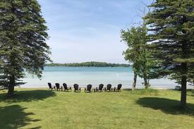 Williamsburg Cabin | Voneda Place on Elk Lake- South Cottage