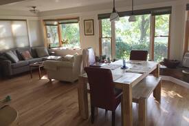 South End House | Enjoy this beautiful sunny Burlington home!
