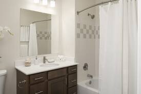 Downtown Apartment | Everything you need | 1BR in Stamford