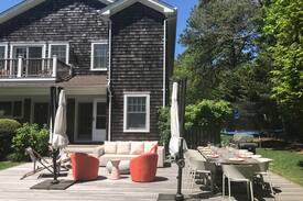 Wainscott Woods House | Hamptons / Kids Friendly / Kosher house