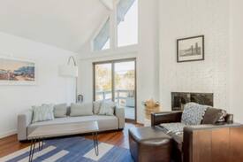 Beach Hampton House | Charming light-filled Amagansett Dunes beach house