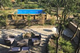 Taillades Villa | Tres grande villa dans la pinède