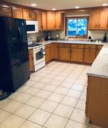 Ripon House | Ripon Home 4br/2br with Indoor Pool